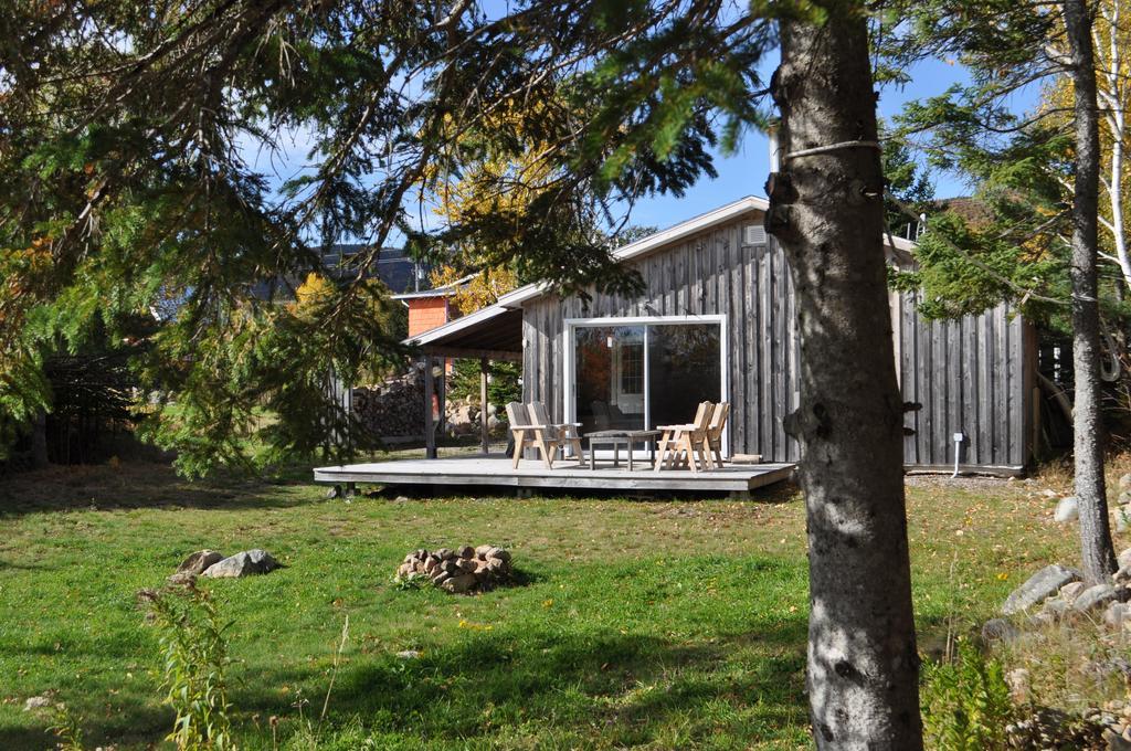 The Sleeping Moose Cottage Birch Plain Eksteriør billede